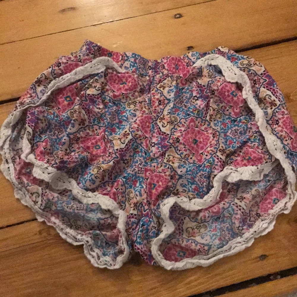 Patterned shorts
